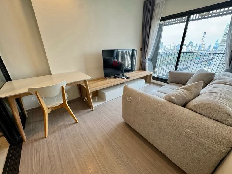 Life Asoke Hype, Bangkok, 339 Chaturathit Rd, Makkasan, Ratchathewi, Bangkok, 1 Bedroom, 33 sqm, Condo For Rent, by Anya Atarchanai , 500159106 - DDproperty.com