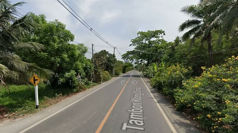For Sale - Land for sale in a prime location in Sam Phran near Phetkasem Road, Nakhon Pathom
