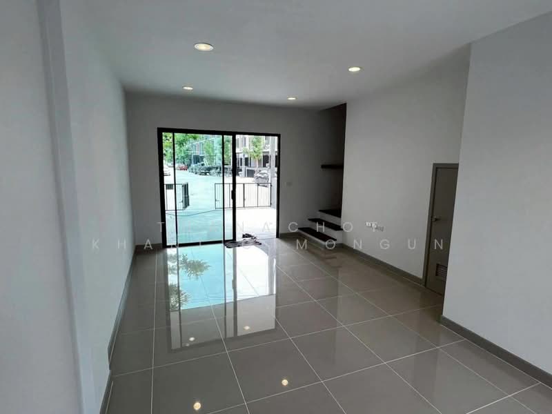Premium Place Phaholyothin-Ramintra : พรีเมียม เพลส พหลโยธิน-รามอินทรา, กรุงเทพ, ท่าแร้ง, บางเขน, กรุงเทพ, 170 ตร.ม., ทาวน์เฮ้าส์ ให้เช่า, โดย Thanachot Khantigamongun, 500159125 - DDproperty.com