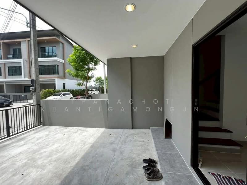 Premium Place Phaholyothin-Ramintra, Bangkok, Tha Rang, Bang Khen, Bangkok, 4 Bedrooms, 170 sqm, Townhouse For Rent, by Thanachot Khantigamongun, 500159125 - DDproperty.com