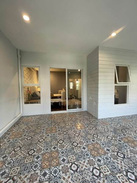 Krungthepkreetha Kreetha Soi 7, Bangkok, Hua Mak, Bang Kapi, Bangkok, , 104 sqm, Business For Rent, by Nissita Jitreengam, 500159140 - DDproperty.com