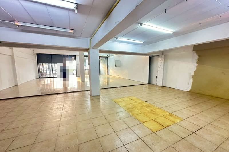 ซอยพระยาสุเรนทร์ 6 ถนนพระยาสุเรนทร์ ถนนรามอินทรา แขวงบางชัน เขตมีนบุรี กรุงเทพมหานคร 10510, Bangkok, พระยาสุเรนทร์, Min Buri, Min Buri, Bangkok, Studio, 400 sqm, Townhouse For Sale, by สง่าชัย ไทรทองคำ, 500159147 - DDproperty.com