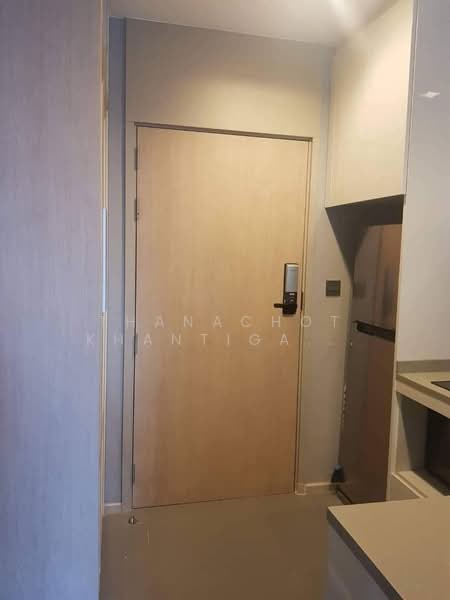 M Thonglor 10, Bangkok, 9 Soi Ekkamai 12, Ekkamai Road, Khlong Tan Nua, Watthana, Bangkok, 1 Bedroom, 33 sqm, Condo For Rent, by Thanachot Khantigamongun, 500159167 - DDproperty.com