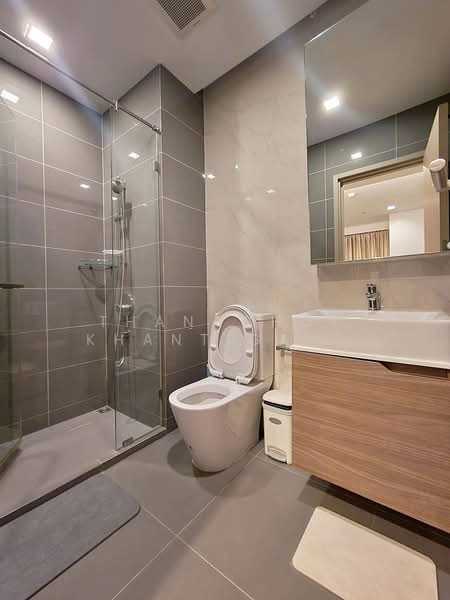 M Thonglor 10, Bangkok, 9 Soi Ekkamai 12, Ekkamai Road, Khlong Tan Nua, Watthana, Bangkok, 1 Bedroom, 33 sqm, Condo For Rent, by Thanachot Khantigamongun, 500159167 - DDproperty.com