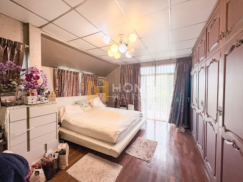 Detached House Senanikom 1 Soi 24 Yeak 11-2, Bangkok, Chorake Bua, Lat Phrao, Bangkok, 5 Bedrooms, 300 sqm, Single Detached House For Sale, by HOME Real Estate Service, 500159172 - DDproperty.com