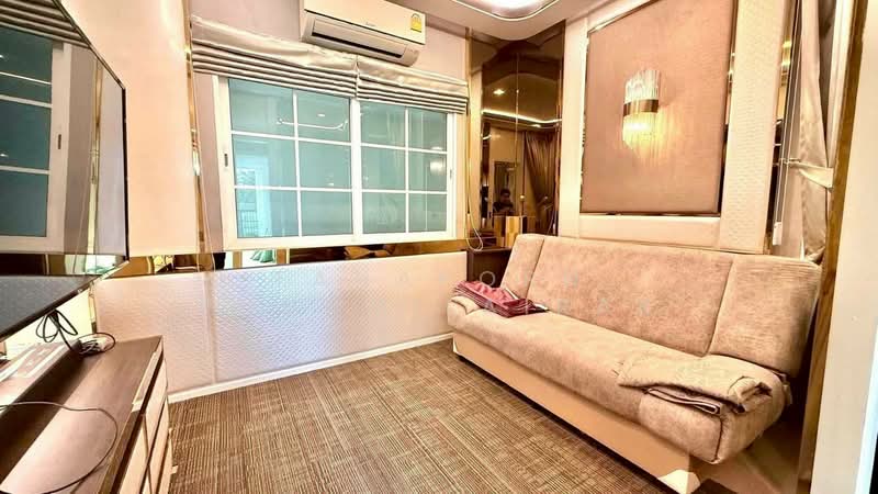 Grandio Ladprao-Kaset Nawamin, Bangkok, Soi Nawamin 42, Yeak 27, Khlong Kum, Bueng Kum, Bangkok, 3 Bedrooms, 264 sqm, Single Detached House For Rent, by Tanaporn Phumvilairak, 500159185 - DDproperty.com