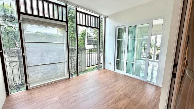 Grandio Ladprao-Kaset Nawamin, Bangkok, Soi Nawamin 42, Yeak 27, Khlong Kum, Bueng Kum, Bangkok, 3 Bedrooms, 264 sqm, Single Detached House For Rent, by Tanaporn Phumvilairak, 500159185 - DDproperty.com