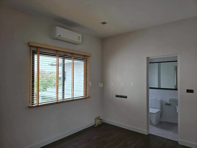 หมู่บ้านบางกอกบูเลอวาร์ด พระราม5, Nonthaburi, Mahasawat, Bang Kruai, Nonthaburi, 4 Bedrooms, 319 sqm, Single Detached House For Sale, by คุณ วิญากร, 500159190 - DDproperty.com