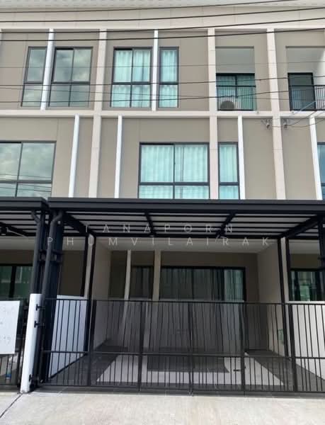 Patio Srinakarin-Rama 9, Bangkok, Krungthep Kreetha Road, Hua Mak, Bang Kapi, Bangkok, 3 Bedrooms, 141 sqm, Townhouse For Sale, by Tanaporn Phumvilairak, 500159203 - DDproperty.com