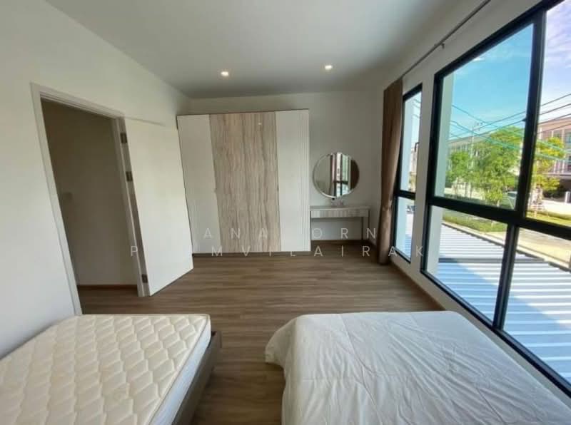 Patio Srinakarin-Rama 9, Bangkok, Krungthep Kreetha Road, Hua Mak, Bang Kapi, Bangkok, 3 Bedrooms, 141 sqm, Townhouse For Sale, by Tanaporn Phumvilairak, 500159203 - DDproperty.com