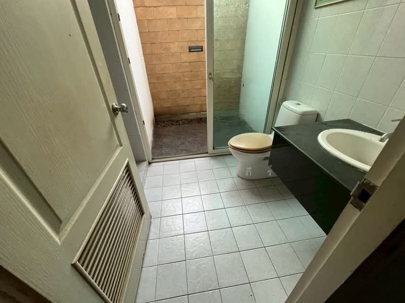 ลาดสวาย, Pathum Thani, Lat Sawai, Lam Luk Ka, Pathum Thani, 3 Bedrooms, 225 sqm, Single Detached House For Sale, by มยุรี กุมภีร์, 500159204 - DDproperty.com