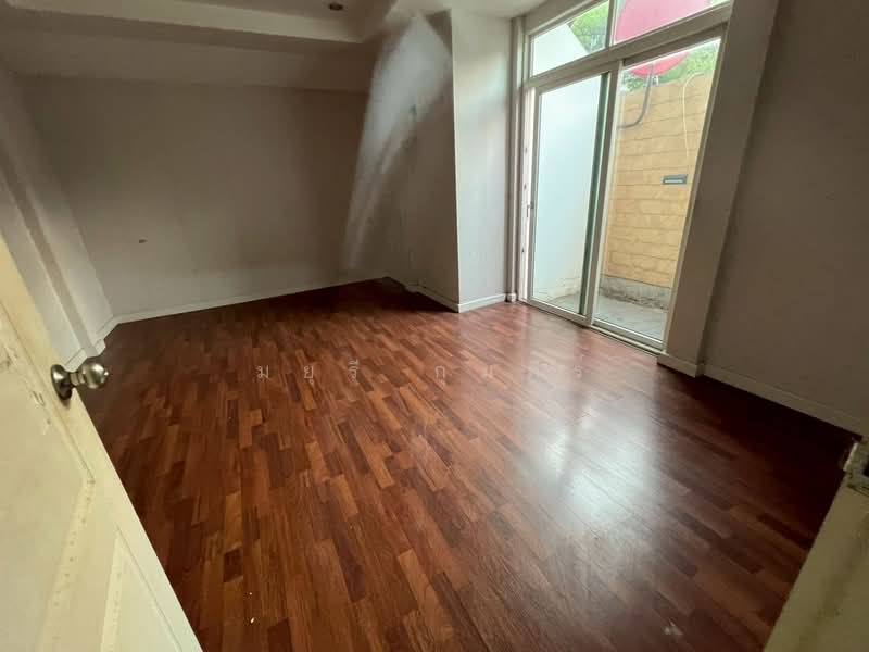 ลาดสวาย, ปทุมธานี, ลาดสวาย, ลำลูกกา, ปทุมธานี, 225 ตร.ม., บ้านเดี่ยว ขาย, โดย มยุรี กุมภีร์, 500159204 - DDproperty.com