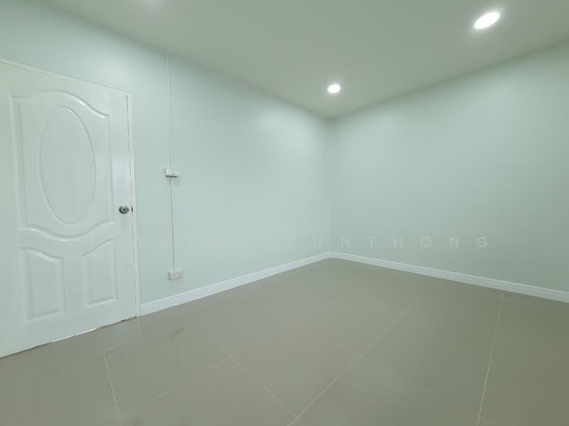 บ้านวิสาหกิจ, Nonthaburi, Bang Krang, Muang Nonthaburi, Nonthaburi, 2 Bedrooms, 96 sqm, Townhouse For Sale, by Jittarat Kunthong, 500159217 - DDproperty.com