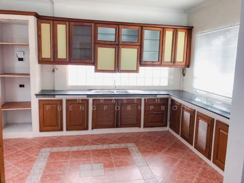 Prukpirom Bang Khun Thian, Bangkok, Rama 2 Road, Samae Dam, Bang Khun Thian, Bangkok, 5 Bedrooms, 200 sqm, Single Detached House For Rent, by Naraseth Puengpornprom, 500159230 - DDproperty.com