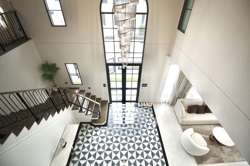 sale! Two-story detached house in a gated community, located on Bangna-Trat Road. 102 square wah,, Samut Prakan, Bangphli Yai, Bang Plee, Samut Prakan, 5 Bedrooms, 377 sqm, Single Detached House For Sale, by Rachen Nopsuwan, 500159241 - DDproperty.com