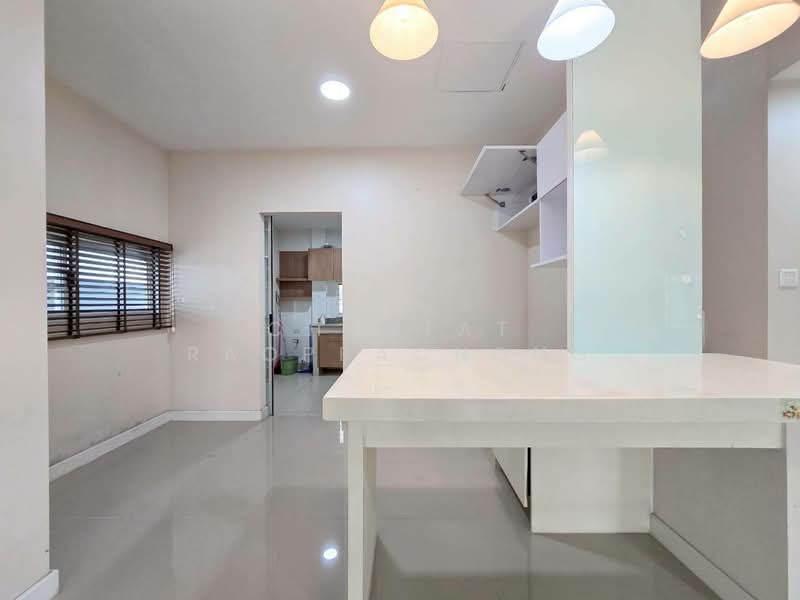 Siwalee Ratchaphruek, Nonthaburi, Ratchaphruek Road, Mahasawat, Bang Kruai, Nonthaburi, 4 Bedrooms, 200 sqm, Single Detached House For Sale, by Chantat Raoprachong, 500159256 - DDproperty.com