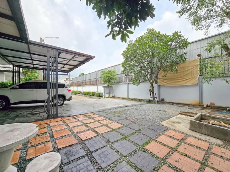 Siwalee Ratchaphruek, Nonthaburi, Ratchaphruek Road, Mahasawat, Bang Kruai, Nonthaburi, 4 Bedrooms, 200 sqm, Single Detached House For Sale, by Chantat Raoprachong, 500159256 - DDproperty.com