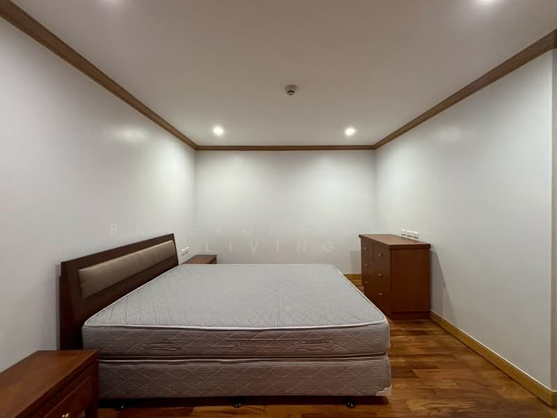 Sachayan Mansion, Bangkok, 43 Soi Sukhumvit 53, Khlong Tan Nua, Watthana, Bangkok, 2 Bedrooms, 170 sqm, Condo For Rent, by Bangkok House Living, 500159272 - DDproperty.com