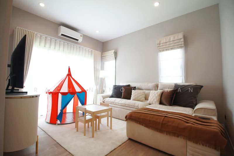 For rent: 2-story detached house in a gated community, located on Bangna-Trat Road. 102 sq.wa.,, Samut Prakan, Bangphli Yai, Bang Plee, Samut Prakan, 5 Bedrooms, 377 sqm, Single Detached House For Rent, by Rachen Nopsuwan, 500159281 - DDproperty.com