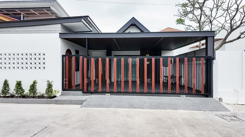 House Newly Rebuilt for Sale Siam Country Club East Pattaya, Chon Buri (Pattaya), Bang Lamung, Bang Lamung (Pattaya), Chon Buri (Pattaya), 3 Bedrooms, 204 sqm, Single Detached House For Sale, by PLC Real Estate, 500159292 - DDproperty.com