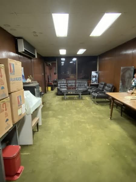 3.5 floors shophouse for sale, 15.6 Tarangwah, 220 m. to MRT Samyot, Bangkok, Phanu Rangsi, Wang Burapaphirom, Phra Nakhon, Bangkok, , 250 sqm, Shophouse For Sale, by Suchart Roachthavilit, 500159309 - DDproperty.com