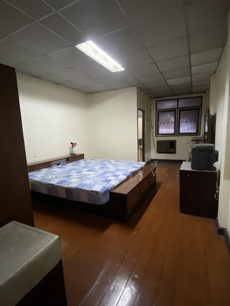 3.5 floors shophouse for sale, 15.6 Tarangwah, 220 m. to MRT Samyot, Bangkok, Phanu Rangsi, Wang Burapaphirom, Phra Nakhon, Bangkok, , 250 sqm, Shophouse For Sale, by Suchart Roachthavilit, 500159309 - DDproperty.com