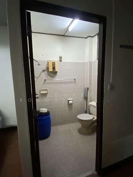 3.5 floors shophouse for sale, 15.6 Tarangwah, 220 m. to MRT Samyot, Bangkok, Phanu Rangsi, Wang Burapaphirom, Phra Nakhon, Bangkok, , 250 sqm, Shophouse For Sale, by Suchart Roachthavilit, 500159309 - DDproperty.com