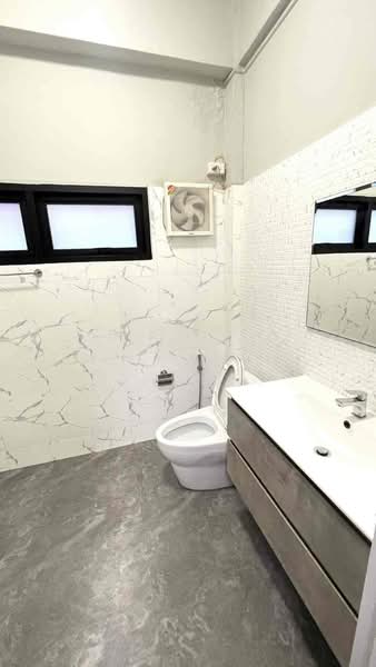 หมู่บ้านกัญญาเฮ้าส์ ซอยด่านสำโรง62, Samut Prakan, Samrong Nua, Muang Samut Prakarn, Samut Prakan, , 18 sqm, Shophouse For Rent, by คุณ วิญากร, 500159311 - DDproperty.com