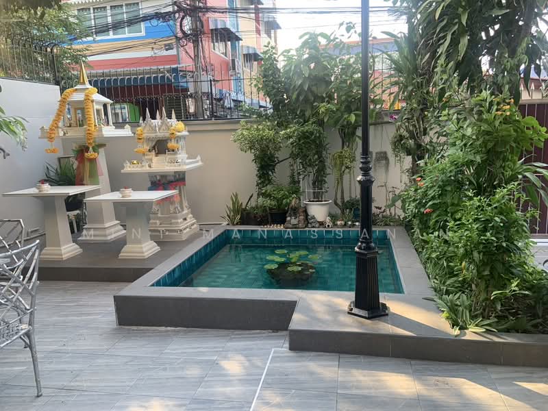 Two-story detached house, Soi Thung Setthi, Ramkhamhaeng 2, Bangna-Trat, Bangkok, Dok Mai, Prawet, Bangkok, 6 Bedrooms, 200 sqm, Single Detached House For Rent, by Mint Manassanan, 500159368 - DDproperty.com