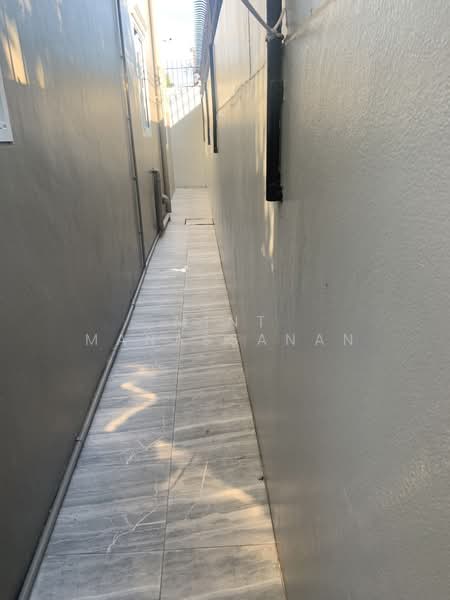 Two-story detached house, Soi Thung Setthi, Ramkhamhaeng 2, Bangna-Trat, Bangkok, Dok Mai, Prawet, Bangkok, 6 Bedrooms, 200 sqm, Single Detached House For Rent, by Mint Manassanan, 500159368 - DDproperty.com