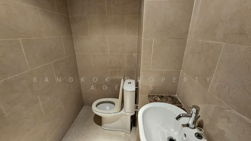 The Cadogan Private Residence, Bangkok, Soi Sukhumvit 39, Khlong Tan Nua, Watthana, Bangkok, 2 Bedrooms, 175 sqm, Condo For Rent, by BANGKOK PROPERTY AGENTS, 500159390 - DDproperty.com