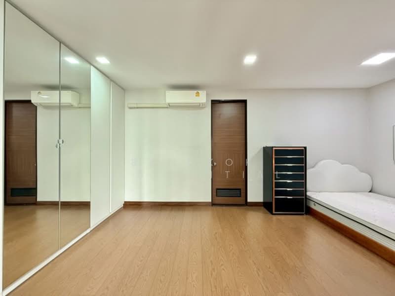 The Avenue Sukumvit 61, Bangkok, Sukhumvit 61, Khlong Tan Nua, Watthana, Bangkok, 3 Bedrooms, 190 sqm, Condo For Rent, by Bangkok Residential, 500159423 - DDproperty.com