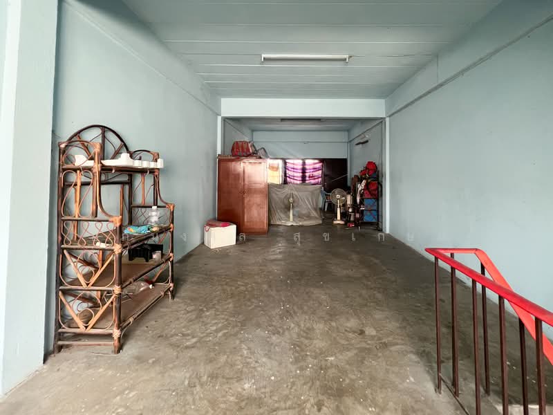 ขายตึกติดถนนใหญ่เส้นปทุมสัมพันธ์,ปทุมธานี, ปทุมธานี, ปทุมสัมพันธ์, บางปรอก, เมืองปทุมธานี, ปทุมธานี, 200 ตร.ม., ตึกแถว-อาคารพาณิชย์ ขาย, โดย อภิมงคล สุขเกษม, 500159474 - DDproperty.com