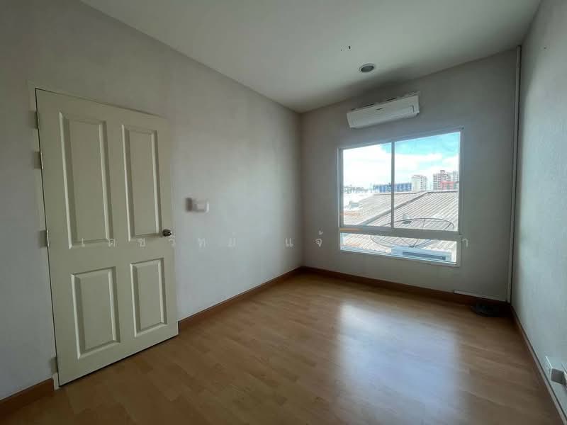 Baan Klang Muang Ladprao 87, Bangkok, Soi Ladprao 87, Khlong Chaokhun Sing, Wang Thonglang, Bangkok, 3 Bedrooms, 180 sqm, Townhouse For Sale, by เดชวิทย์ แจ้งสัจจา, 500159476 - DDproperty.com