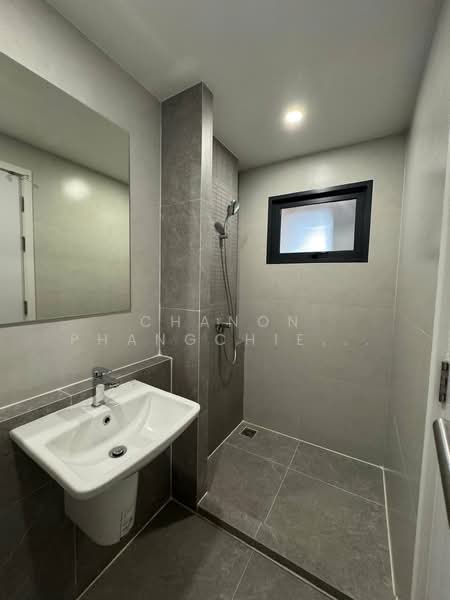 PLEX Onnut - Wongwaen, Bangkok, Sukhaphiban 2 Road, Dok Mai, Prawet, Bangkok, 3 Bedrooms, 150 sqm, Townhouse For Rent, by Chanon Phangchienghien, 500159481 - DDproperty.com