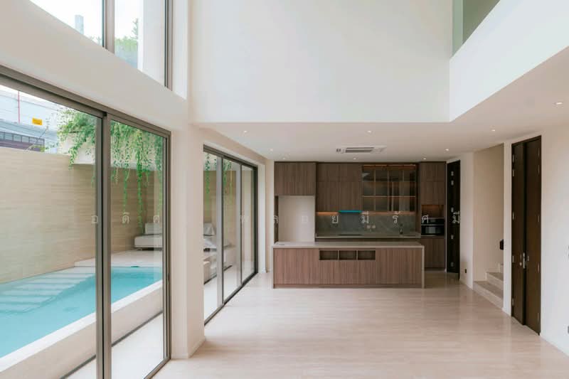 บ้านเดี่ยวระดับ Luxury 3ชั้น ถนนจันทร์ เขตบางคอแหลม, Bangkok, Bang Kho Laem, Bang Kho Laem, Bangkok, 4 Bedrooms, 595 sqm, Single Detached House For Sale, by Adisorn Ploymeerassamee, 500159489 - DDproperty.com