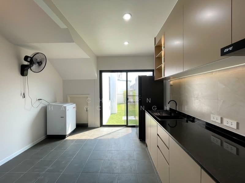 Pimnara Srinakarin-Bangna, Samut Prakan, Nam Daeng Road, Bang Kaeo, Bang Plee, Samut Prakan, 4 Bedrooms, 183 sqm, Single Detached House For Rent, by Chanon Phangchienghien, 500159496 - DDproperty.com