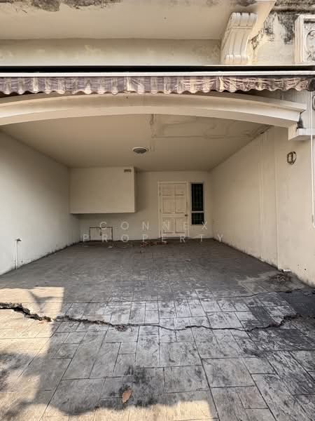 Baan Klang Muang British Town Srinakarin : บ้านกลางเมือง บริติช ทาวน์ ศรีนครินทร์, สมุทรปราการ, ซอยบ้านกลางเมือง บริติช ทาวน์ ศรีนครินทร์, บางแก้ว, บางพลี, สมุทรปราการ, 170 ตร.ม., ทาวน์เฮ้าส์ ขาย, โดย Connex Property, 500159564 - DDproperty.com