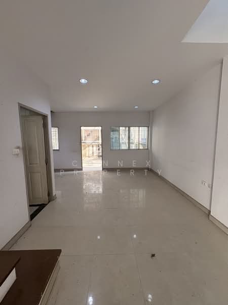 Baan Klang Muang British Town Srinakarin : บ้านกลางเมือง บริติช ทาวน์ ศรีนครินทร์, สมุทรปราการ, ซอยบ้านกลางเมือง บริติช ทาวน์ ศรีนครินทร์, บางแก้ว, บางพลี, สมุทรปราการ, 170 ตร.ม., ทาวน์เฮ้าส์ ขาย, โดย Connex Property, 500159564 - DDproperty.com