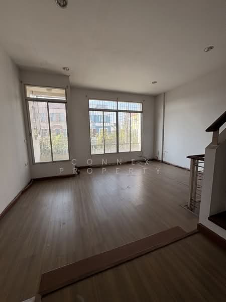 Baan Klang Muang British Town Srinakarin : บ้านกลางเมือง บริติช ทาวน์ ศรีนครินทร์, สมุทรปราการ, ซอยบ้านกลางเมือง บริติช ทาวน์ ศรีนครินทร์, บางแก้ว, บางพลี, สมุทรปราการ, 170 ตร.ม., ทาวน์เฮ้าส์ ขาย, โดย Connex Property, 500159564 - DDproperty.com