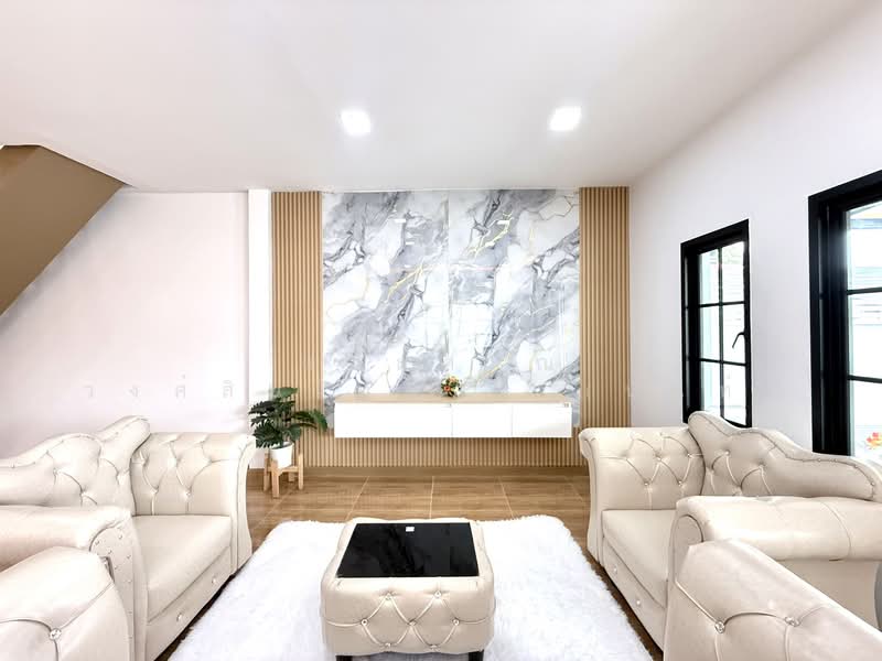 หมู่บ้าน ทหารกองหนุน รามอินทรา109 พระยาสุเรนทร์28 คลองสามวา, Bangkok, พระยาสุเรนทร์28, Bang Chun, Khlong Sam Wa, Bangkok, 5 Bedrooms, 160 sqm, Single Detached House For Sale, by นภัสศรณ์ วงศ์สินไทยกร (นันท์), 500159618 - DDproperty.com