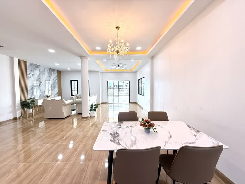 หมู่บ้าน ทหารกองหนุน รามอินทรา109 พระยาสุเรนทร์28 คลองสามวา, Bangkok, พระยาสุเรนทร์28, Bang Chun, Khlong Sam Wa, Bangkok, 5 Bedrooms, 160 sqm, Single Detached House For Sale, by นภัสศรณ์ วงศ์สินไทยกร (นันท์), 500159618 - DDproperty.com