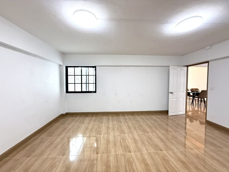 หมู่บ้าน ทหารกองหนุน รามอินทรา109 พระยาสุเรนทร์28 คลองสามวา, Bangkok, พระยาสุเรนทร์28, Bang Chun, Khlong Sam Wa, Bangkok, 5 Bedrooms, 160 sqm, Single Detached House For Sale, by นภัสศรณ์ วงศ์สินไทยกร (นันท์), 500159618 - DDproperty.com