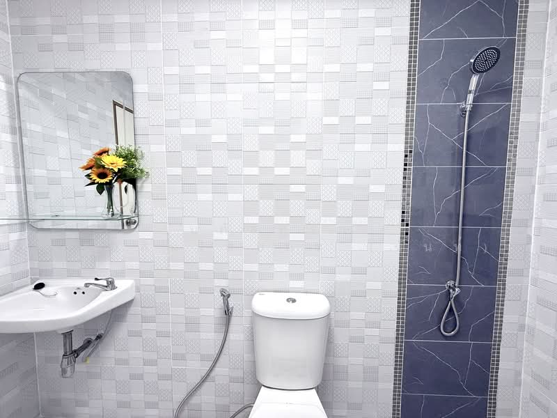 หมู่บ้าน ทหารกองหนุน รามอินทรา109 พระยาสุเรนทร์28 คลองสามวา, Bangkok, พระยาสุเรนทร์28, Bang Chun, Khlong Sam Wa, Bangkok, 5 Bedrooms, 160 sqm, Single Detached House For Sale, by นภัสศรณ์ วงศ์สินไทยกร (นันท์), 500159618 - DDproperty.com