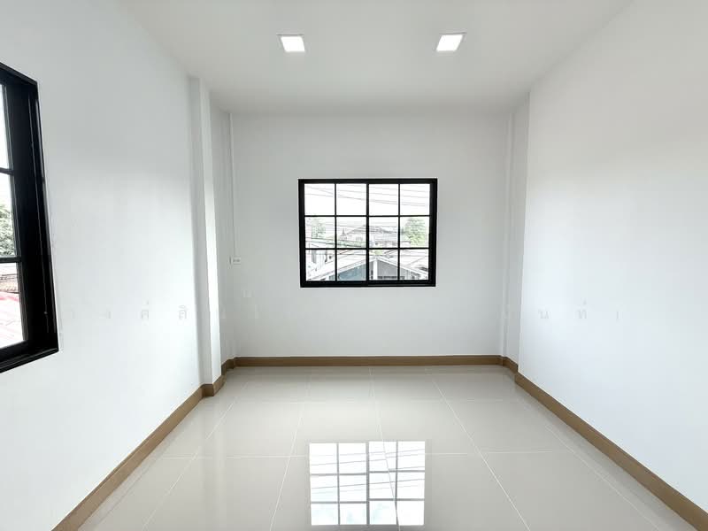 หมู่บ้าน ทหารกองหนุน รามอินทรา109 พระยาสุเรนทร์28 คลองสามวา, กรุงเทพ, พระยาสุเรนทร์28, บางชัน, คลองสามวา, กรุงเทพ, 160 ตร.ม., บ้านเดี่ยว ขาย, โดย นภัสศรณ์ วงศ์สินไทยกร (นันท์), 500159618 - DDproperty.com