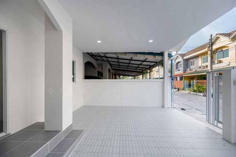 Buathong Thani Phase 15 : บัวทองธานี เฟส 15, นนทบุรี, ตำบลบางบัวทอง อำเภอบางบัวทอง จังหวัดนนทบุรี, บางบัวทอง, บางบัวทอง, นนทบุรี, 167 ตร.ม., ทาวน์เฮ้าส์ ขาย, โดย Connex Property, 500159647 - DDproperty.com