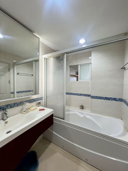 Life @ Ratchada-Huai Khwang, Bangkok, 189 Pracharatbamphen Road, Huai Khwang, Huai Khwang, Bangkok, 1 Bedroom, 41 sqm, Condo For Rent, by Forty-Six Real Estate Group, 500159671 - DDproperty.com