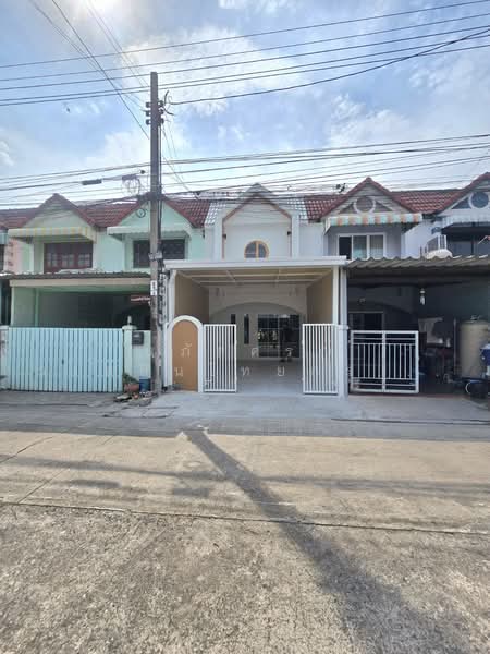 หมู่บ้านร่มทิพย์ หทัยราษฎร์33 คลองสามวา, Bangkok, หทัยราษฎร์33, Bang Chun, Khlong Sam Wa, Bangkok, 2 Bedrooms, 80 sqm, Townhouse For Sale, by นภัสศรณ์ วงศ์สินไทยกร (นันท์), 500159674 - DDproperty.com