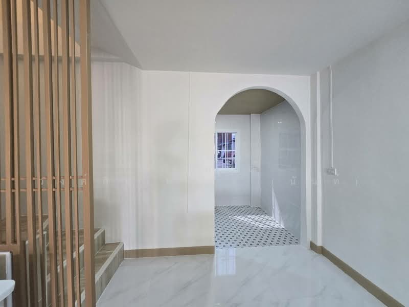 หมู่บ้านร่มทิพย์ หทัยราษฎร์33 คลองสามวา, Bangkok, หทัยราษฎร์33, Bang Chun, Khlong Sam Wa, Bangkok, 2 Bedrooms, 80 sqm, Townhouse For Sale, by นภัสศรณ์ วงศ์สินไทยกร (นันท์), 500159674 - DDproperty.com