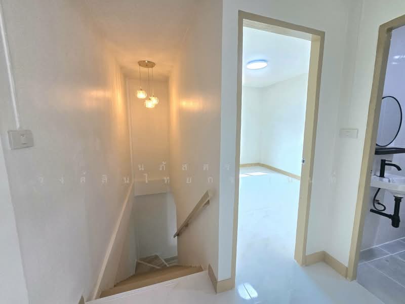 หมู่บ้านร่มทิพย์ หทัยราษฎร์33 คลองสามวา, Bangkok, หทัยราษฎร์33, Bang Chun, Khlong Sam Wa, Bangkok, 2 Bedrooms, 80 sqm, Townhouse For Sale, by นภัสศรณ์ วงศ์สินไทยกร (นันท์), 500159674 - DDproperty.com